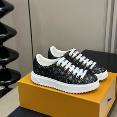 Louis Vuitton Low Shoes